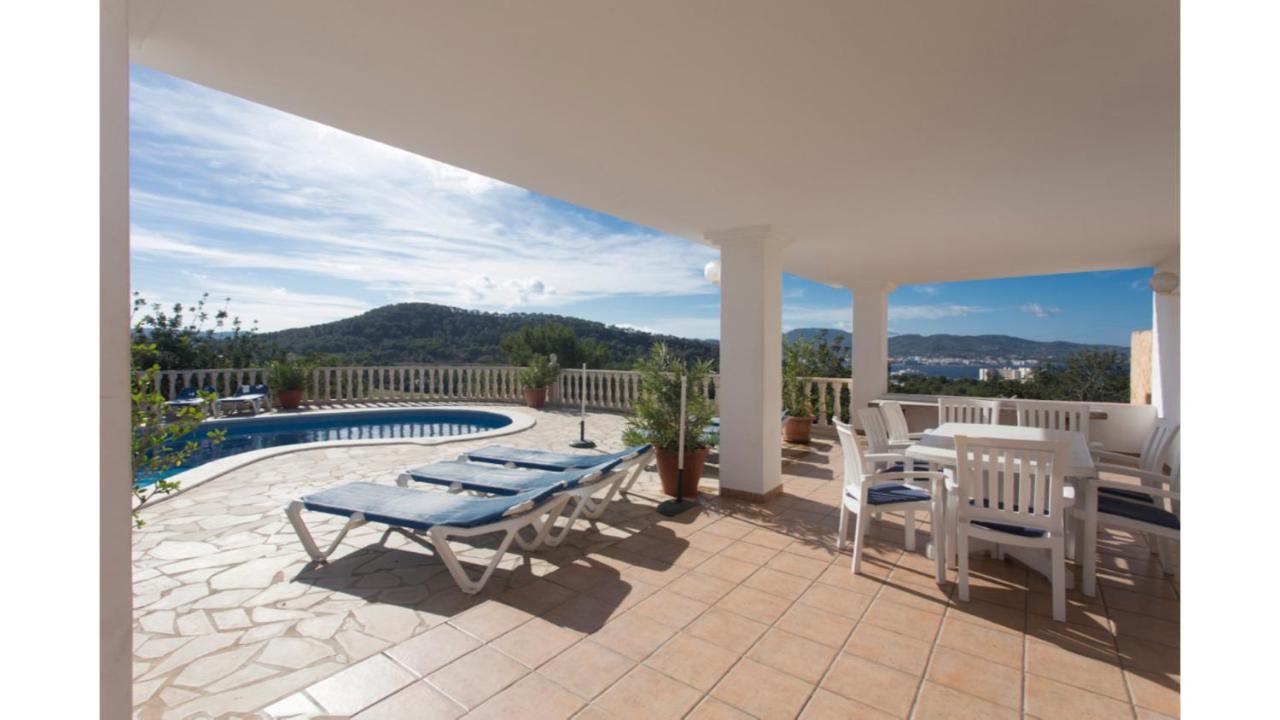 Tunicu Has Amazing Sea Views And Is Located In A Quiet Area Near To